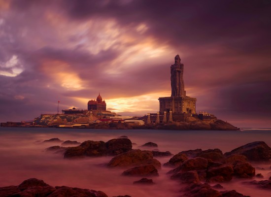 kanyakumari thiruvalluvar statue